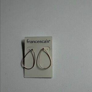 Francesca's Collections Elegant Gold Hoop Earrings